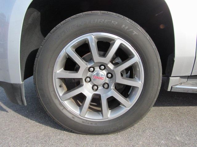 used 2017 GMC Yukon car, priced at $34,250