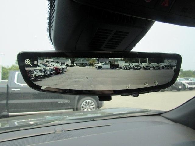 used 2025 Chevrolet Equinox car, priced at $30,979