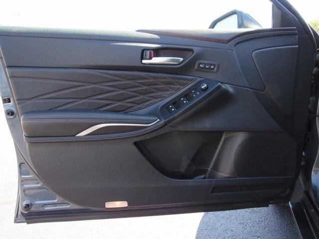 used 2022 Toyota Avalon car, priced at $31,988