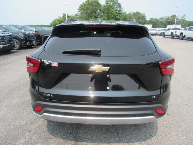 used 2025 Chevrolet Trax car, priced at $23,100