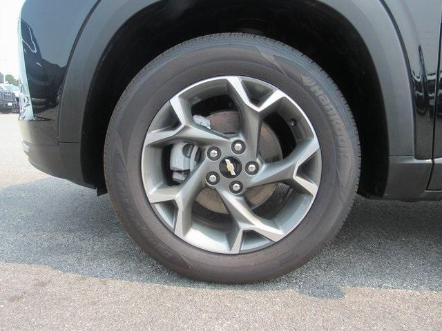 used 2025 Chevrolet Trax car, priced at $23,100