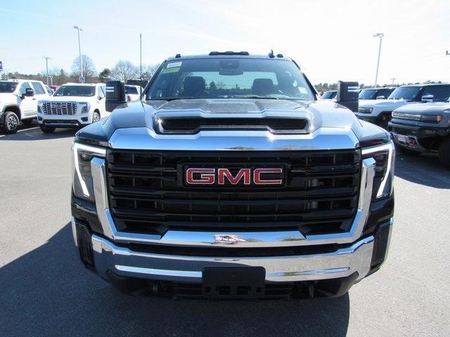 new 2025 GMC Sierra 2500 car, priced at $53,885