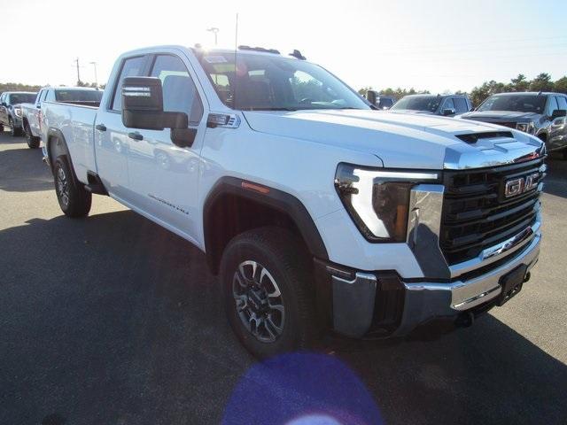 new 2025 GMC Sierra 3500 car, priced at $57,545