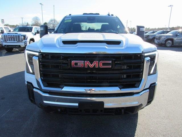 new 2025 GMC Sierra 3500 car, priced at $57,545