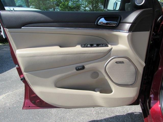 used 2020 Jeep Grand Cherokee car, priced at $25,900
