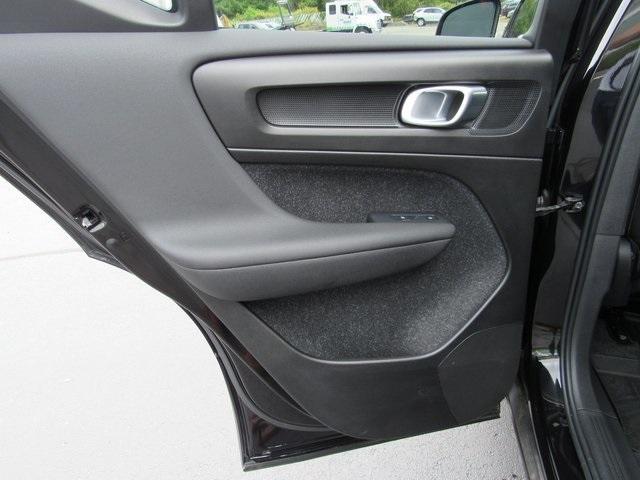 used 2020 Volvo XC40 car, priced at $24,988