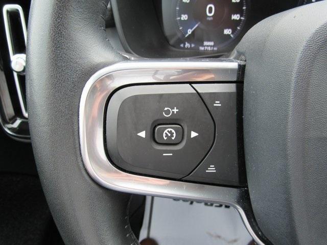 used 2020 Volvo XC40 car, priced at $24,988