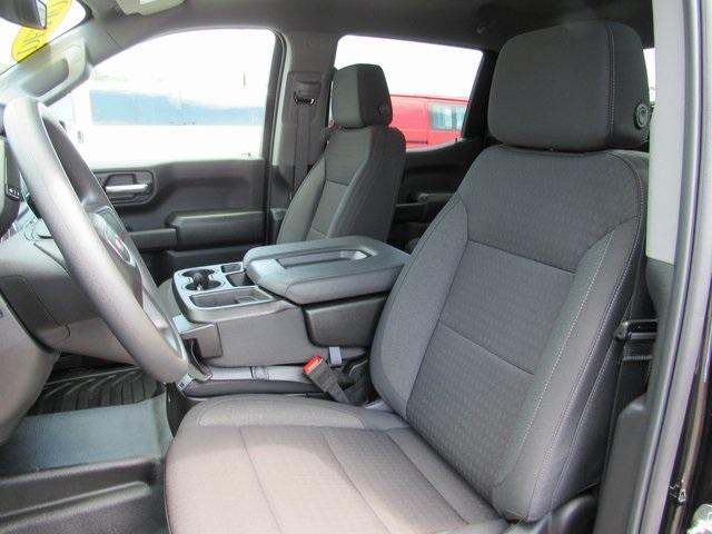 new 2025 GMC Sierra 1500 car, priced at $46,130