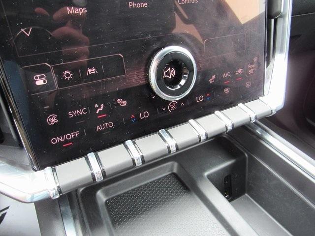 new 2025 GMC Acadia car, priced at $45,325