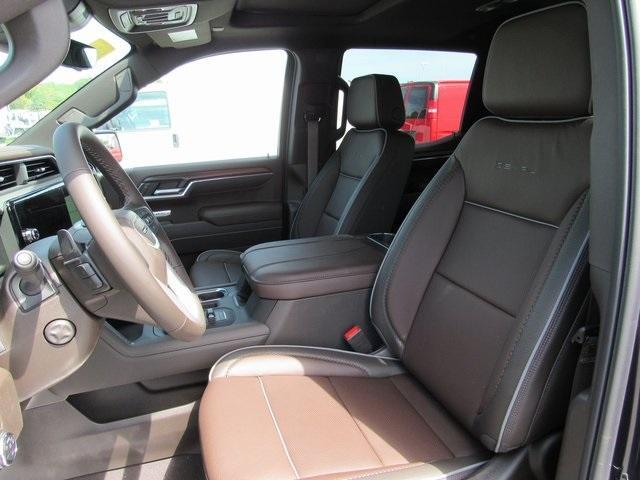 new 2025 GMC Sierra 1500 car, priced at $73,195