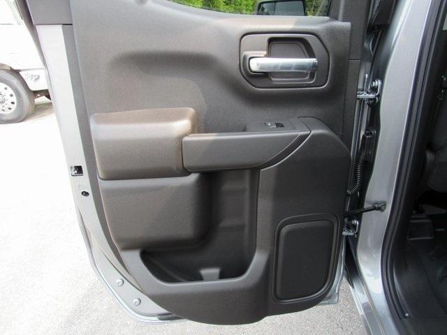 new 2025 GMC Sierra 1500 car, priced at $47,565