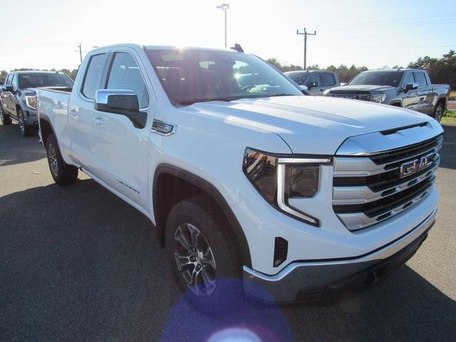 new 2025 GMC Sierra 1500 car, priced at $54,540