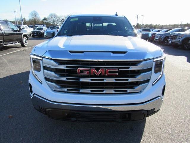 new 2025 GMC Sierra 1500 car, priced at $54,540