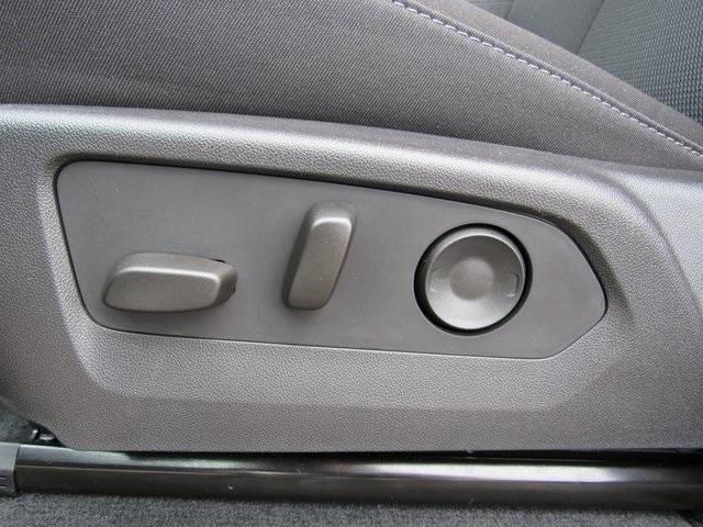 new 2025 GMC Canyon car, priced at $45,975