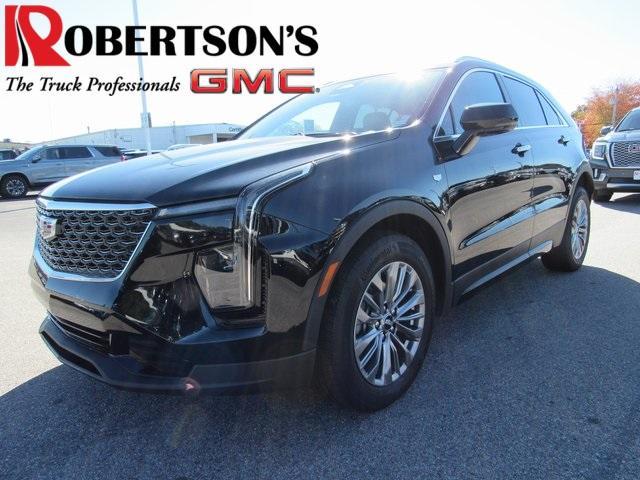 used 2024 Cadillac XT4 car, priced at $32,900