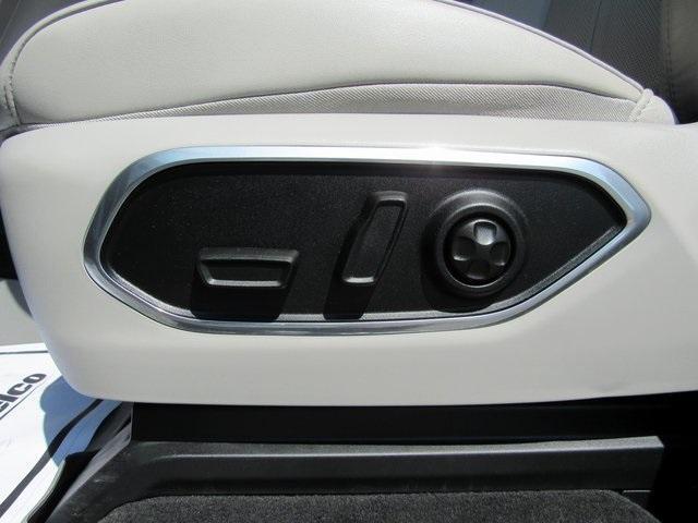 used 2022 Jeep Wagoneer car, priced at $36,900