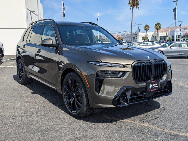 new 2025 BMW X7 car, priced at $105,510