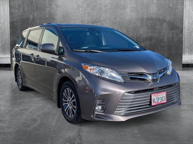 used 2019 Toyota Sienna car, priced at $30,788