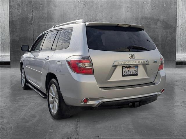 used 2010 Toyota Highlander Hybrid car, priced at $10,522