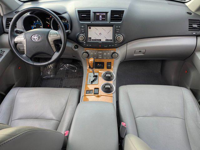 used 2010 Toyota Highlander Hybrid car, priced at $10,522