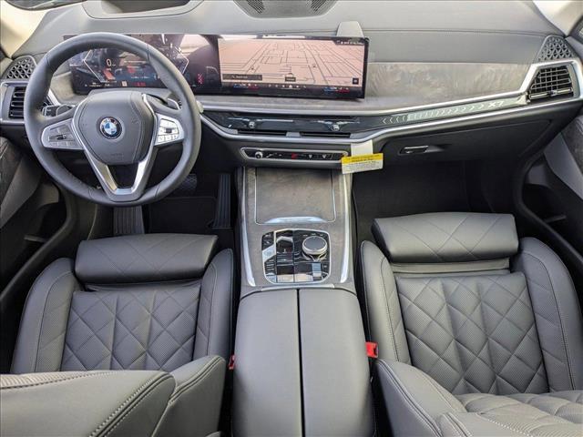 new 2025 BMW X7 car, priced at $93,765