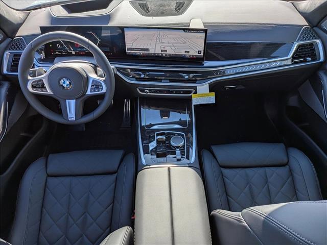 new 2026 BMW X7 car, priced at $98,565