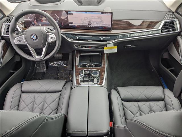 new 2024 BMW X7 car, priced at $89,460