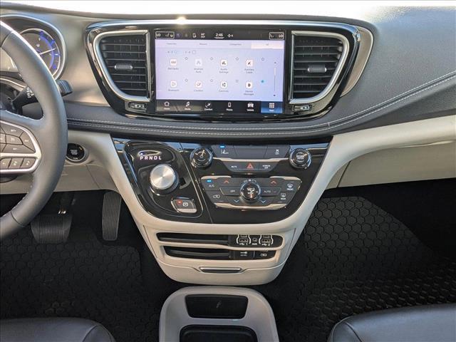 used 2022 Chrysler Pacifica Hybrid car, priced at $33,992