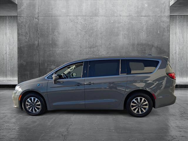 used 2022 Chrysler Pacifica Hybrid car, priced at $33,992