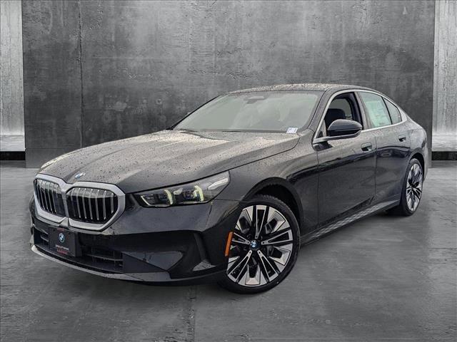 new 2025 BMW 540 car, priced at $72,770