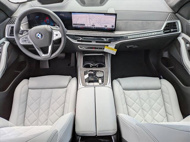 new 2026 BMW X7 car, priced at $92,725