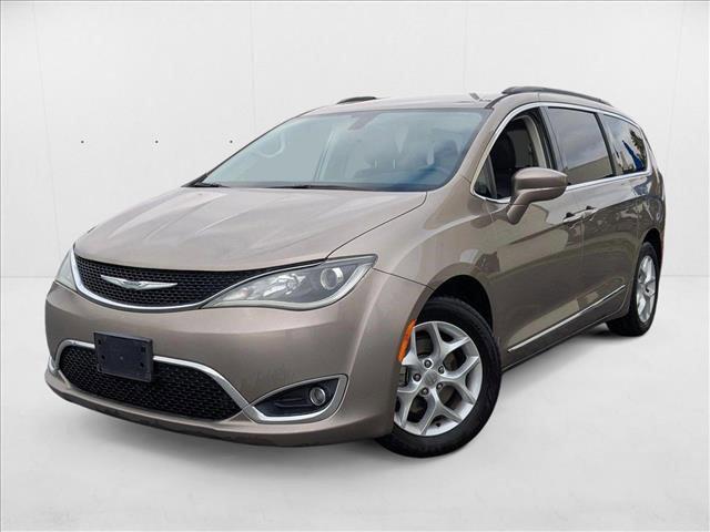 used 2017 Chrysler Pacifica car, priced at $17,903