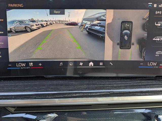 new 2025 BMW X7 car, priced at $96,650