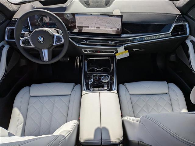 new 2026 BMW X7 car, priced at $97,675