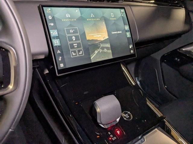 new 2025 Land Rover Range Rover Sport car, priced at $90,615