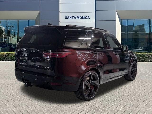 new 2025 Land Rover Discovery car, priced at $77,668