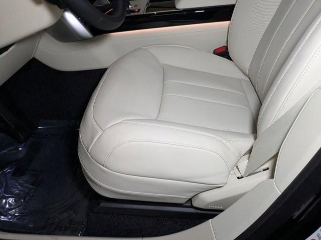 new 2025 Land Rover Range Rover car, priced at $132,175