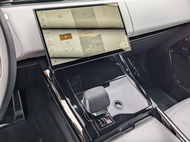 new 2025 Land Rover Range Rover Sport car, priced at $102,955