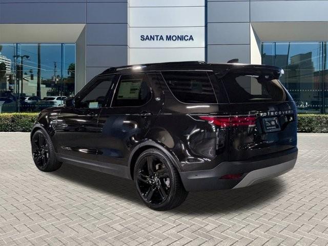 new 2025 Land Rover Discovery car, priced at $67,518