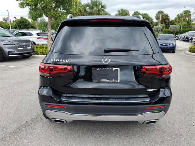 used 2021 Mercedes-Benz GLB 250 car, priced at $24,990