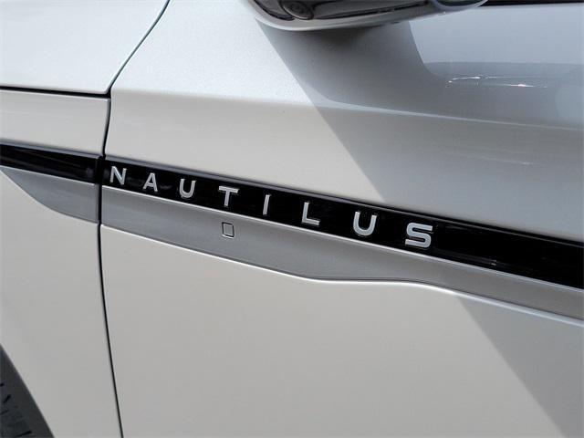 used 2025 Lincoln Nautilus car, priced at $46,990