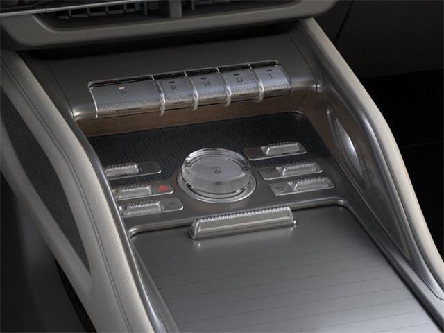 new 2024 Lincoln Nautilus car, priced at $44,084