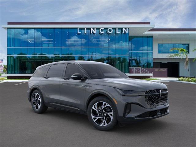 new 2025 Lincoln Nautilus car, priced at $53,692