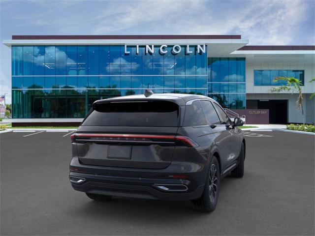 new 2025 Lincoln Nautilus car, priced at $52,306