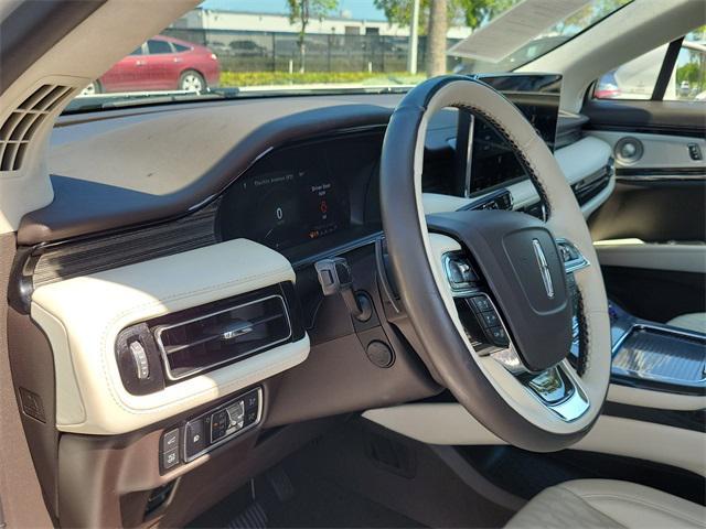 used 2023 Lincoln Nautilus car, priced at $39,990
