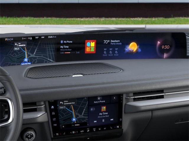 new 2025 Lincoln Navigator car, priced at $109,060