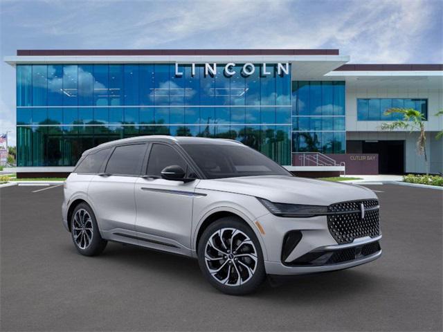 new 2025 Lincoln Nautilus car, priced at $61,157