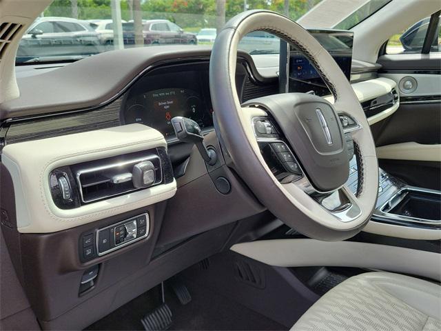 used 2022 Lincoln Nautilus car, priced at $35,990