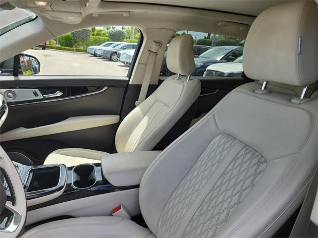 used 2022 Lincoln Nautilus car, priced at $35,990