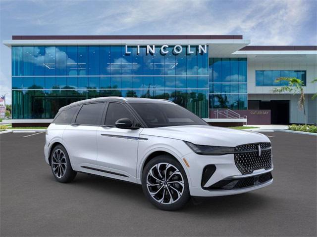 new 2025 Lincoln Nautilus car, priced at $61,877